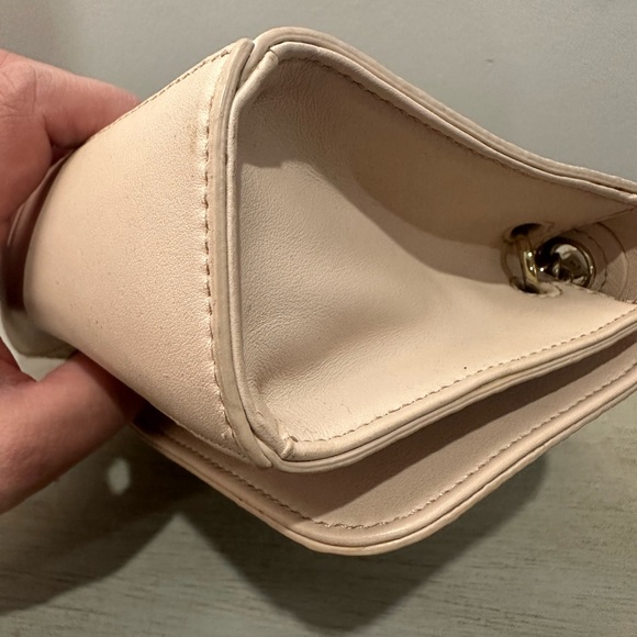 Tory Burch Shoulder Bag ❤️ - Picture 10 of 15